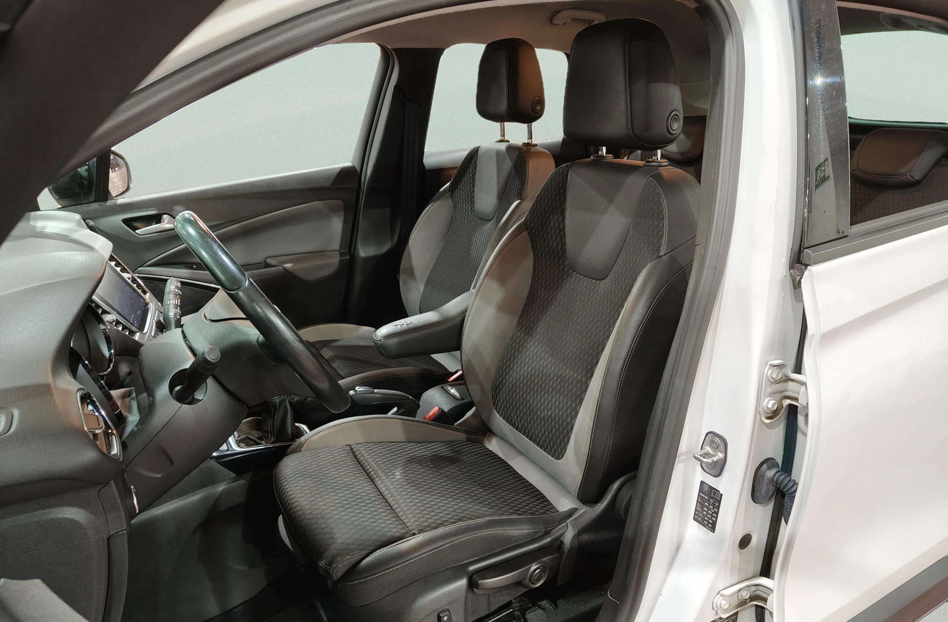 Opel Crossland 1.2 Turbo ecoTEC Excellence - foto 13