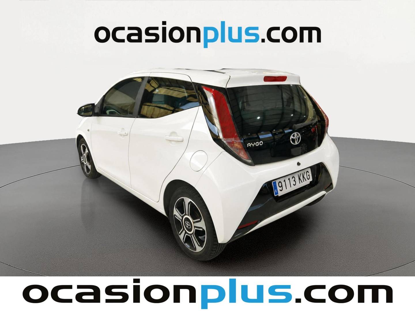 Foto trasera Toyota Aygo Toyota Aygo 1.0 x-sky (69 CV) izquierda