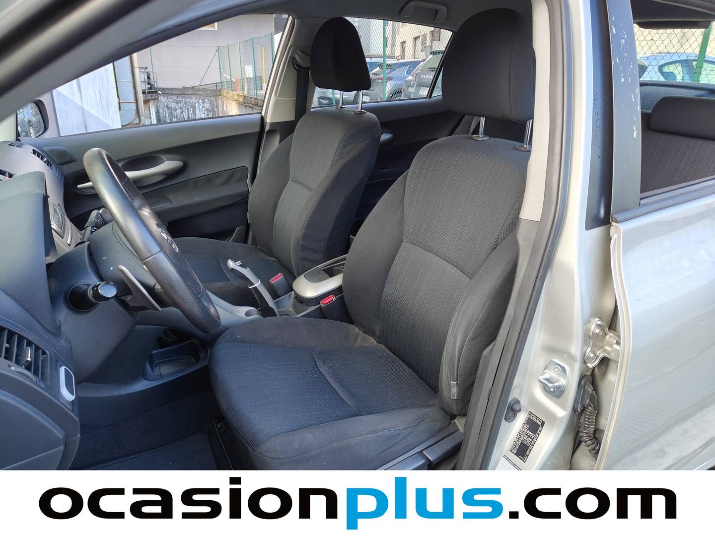 Foto Toyota Auris Toyota Auris 1.4 D-4D Luna Plus M/M (90 CV)