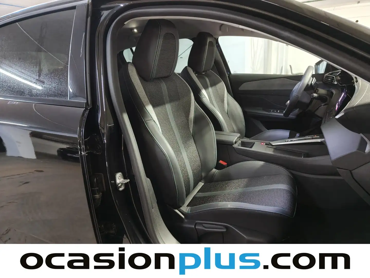 Foto Peugeot 308 Peugeot 308 Allure Hybrid eDCS6 (145 CV)