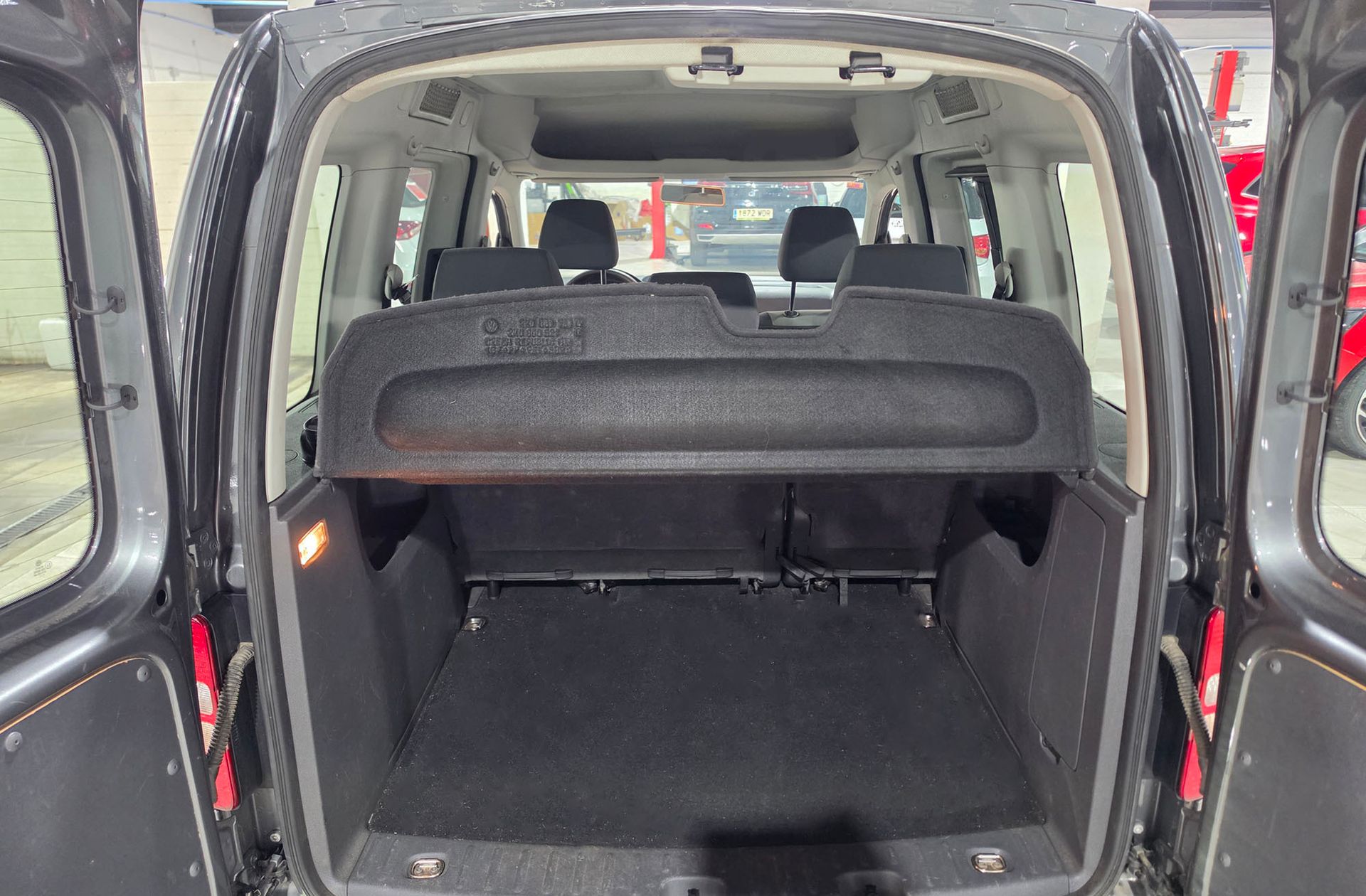 Volkswagen Caddy 1.6 TDI Kombi Trendline - foto 11