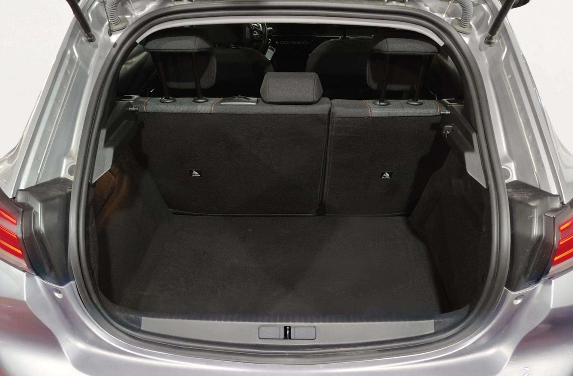 Peugeot 208 Style Hybrid 110 eDCS6 - foto 18