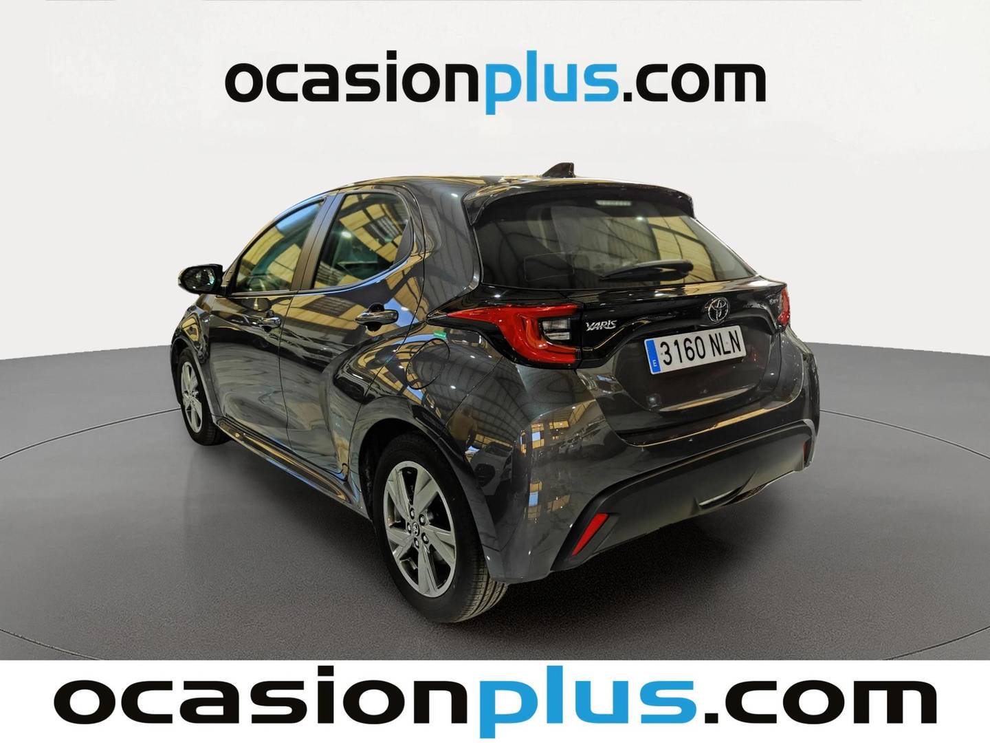 Foto delantera Toyota Yaris Toyota Yaris 120H Active Plus (116 CV) derecha