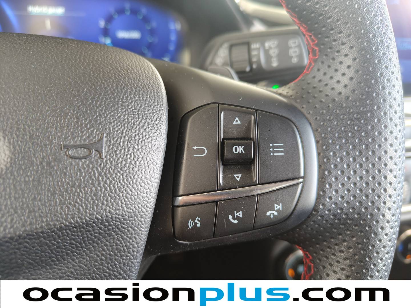 Foto Ford Puma Ford Puma 1.0 EcoBoost MHEV ST-Line Auto (125 CV)