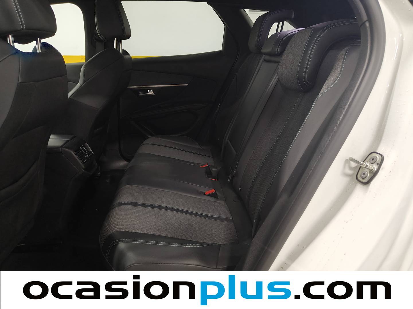 Foto asientos delanteros Peugeot 3008 Peugeot 3008 PureTech 130 S&S Allure Pack (130 CV)