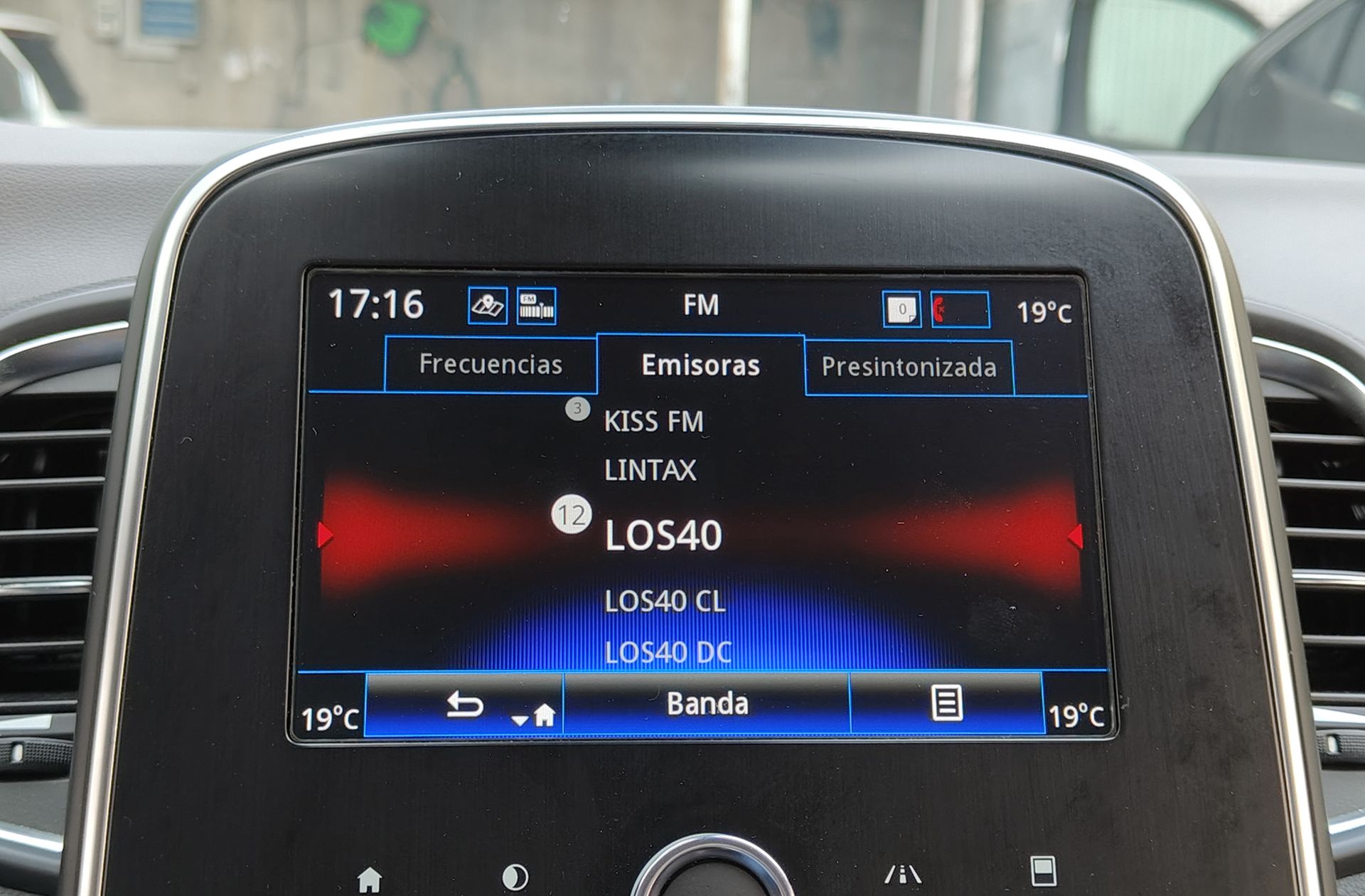 Renault Grand Scénic Zen TCe EDC GPF 7 plazas - foto 35