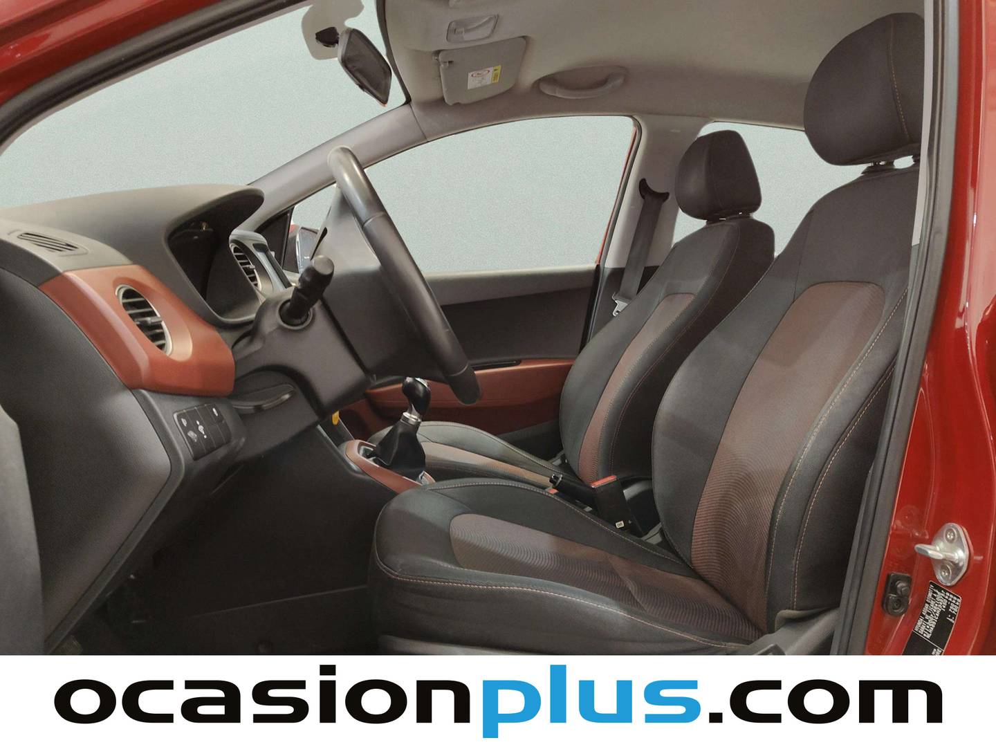 Foto asientos delanteros Hyundai i10 Hyundai i10 1.2 Tecno Plus (87 CV)
