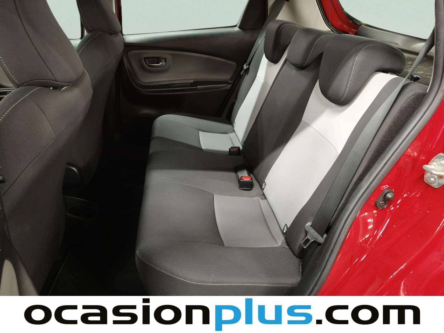 Foto asientos traseros Toyota Yaris Toyota Yaris 70 Active (69 CV)