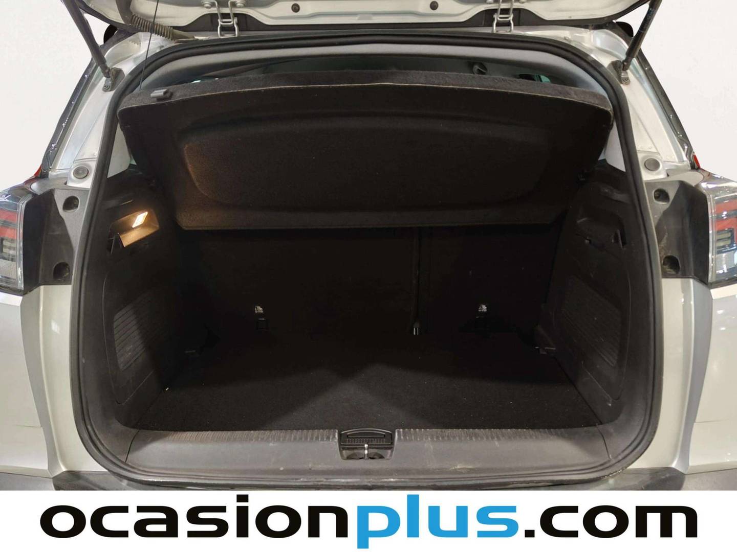 Fotos maletero Opel Crossland Opel Crossland 1.5D GS (110 CV)