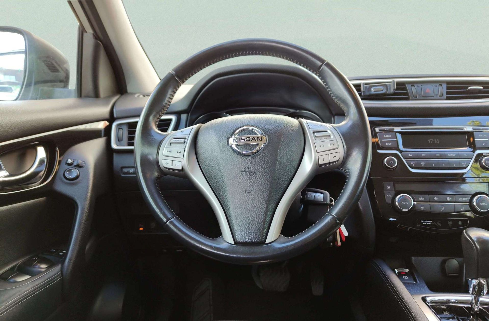 Nissan Qashqai DIG-T 115 Acenta 4x2 XTronic - foto 19