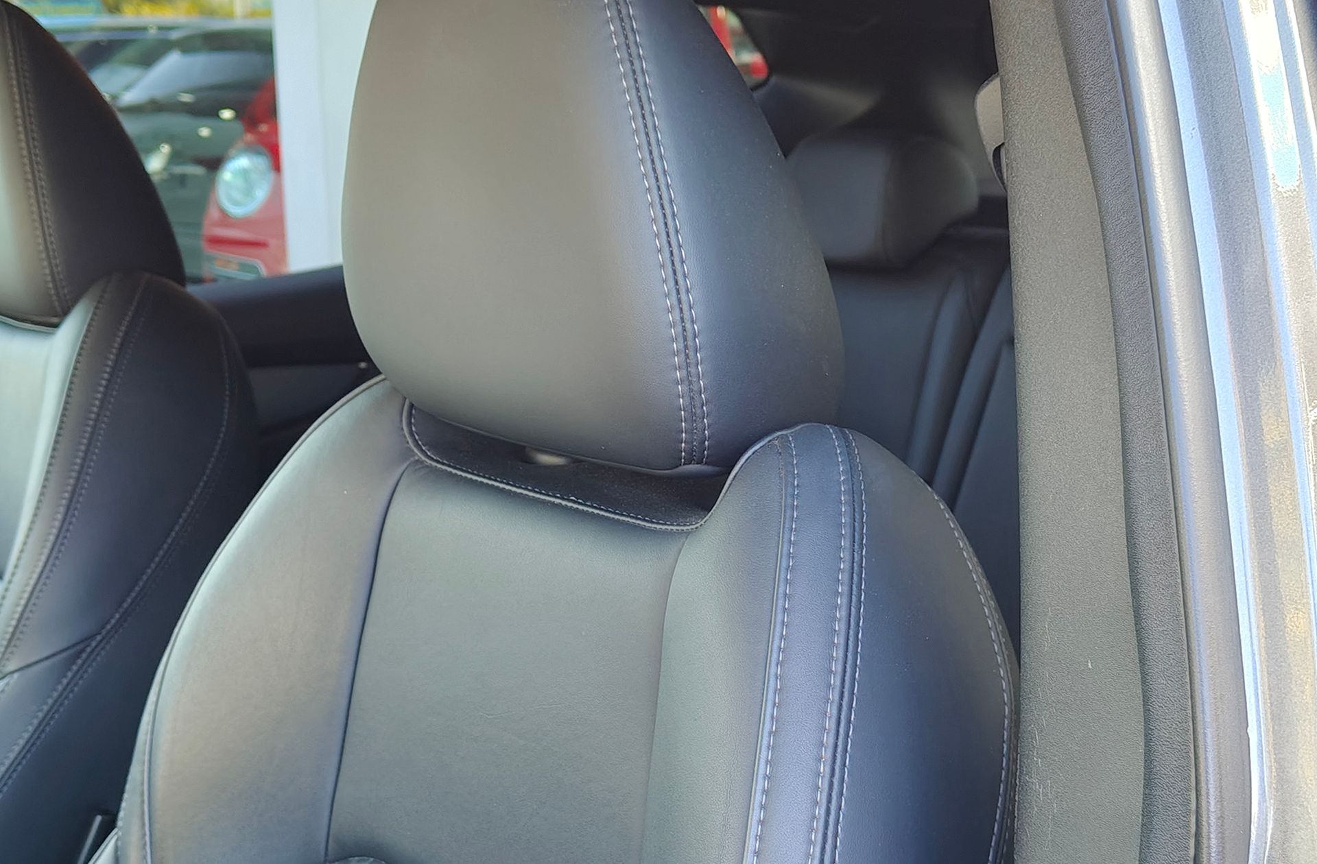 Nissan Qashqai dCi 150 Tekna+ - foto 13
