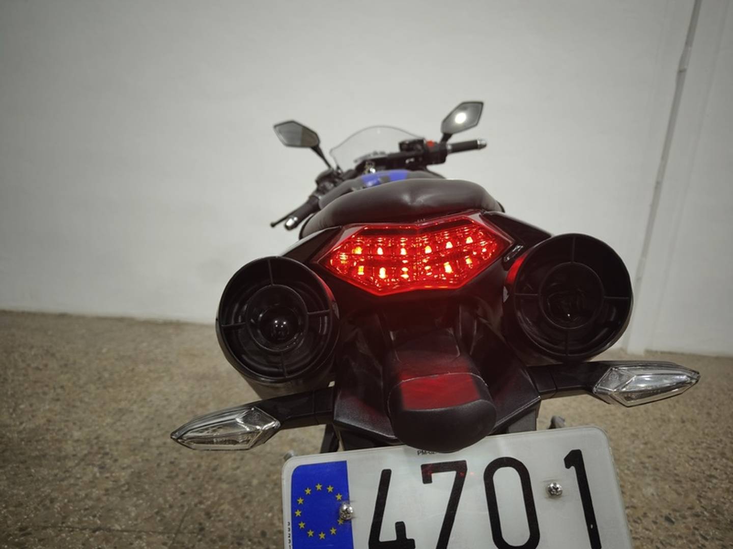 Foto E-BROH BRAVO E-BROH BRAVO CR (6CV)