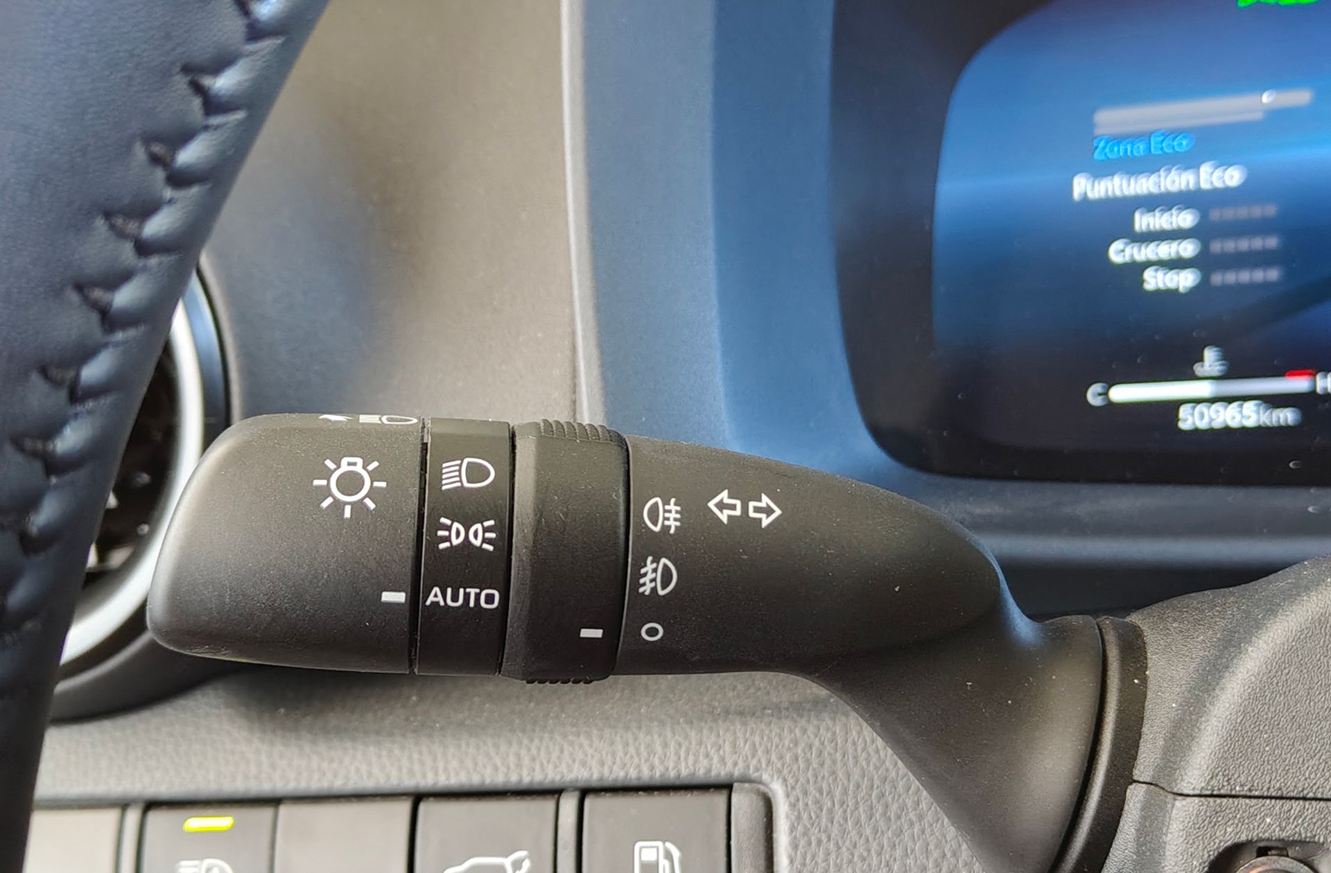Toyota C-HR 200H Premiere Edition - foto 24
