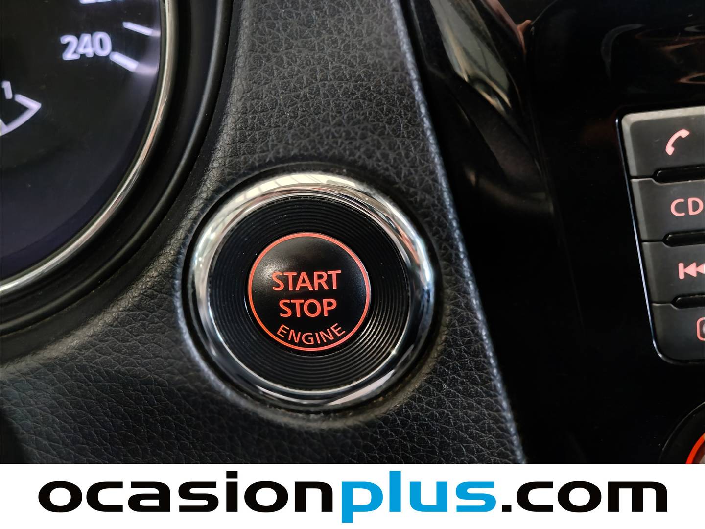 Foto Nissan QASHQAI Nissan Qashqai DIG-T 115 N-Connecta 4x2 XTronic (115 CV)