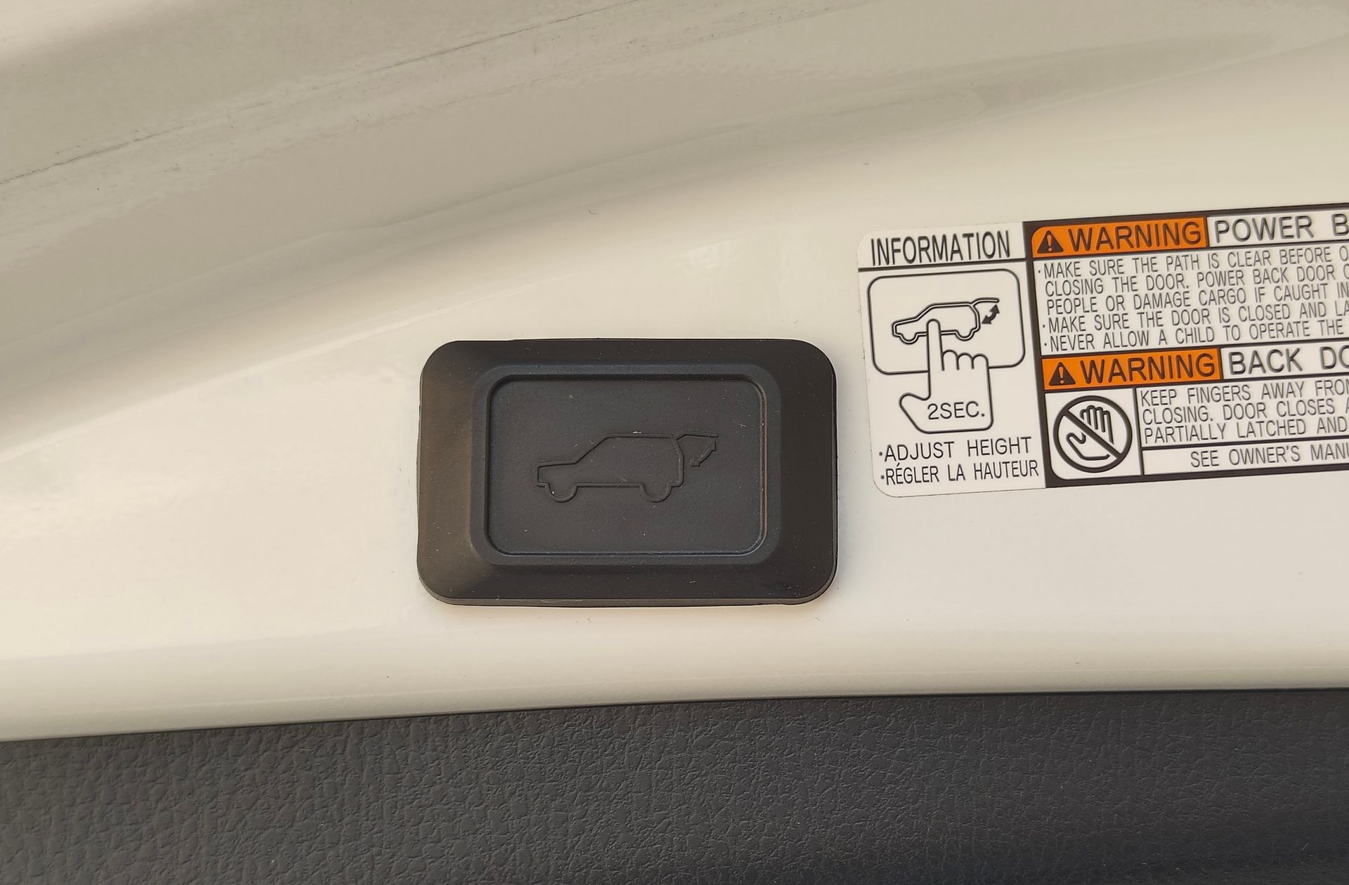 Toyota RAV4 150D 2WD Advance - foto 17