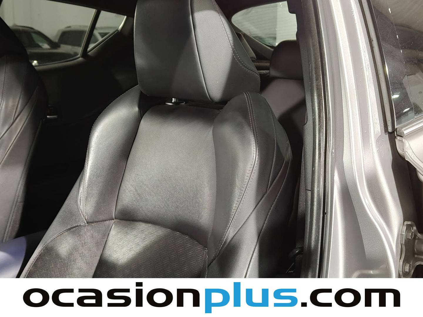 Toyota C-HR Toyota C-HR 1.8 125H Advance (122 CV) seminuevo