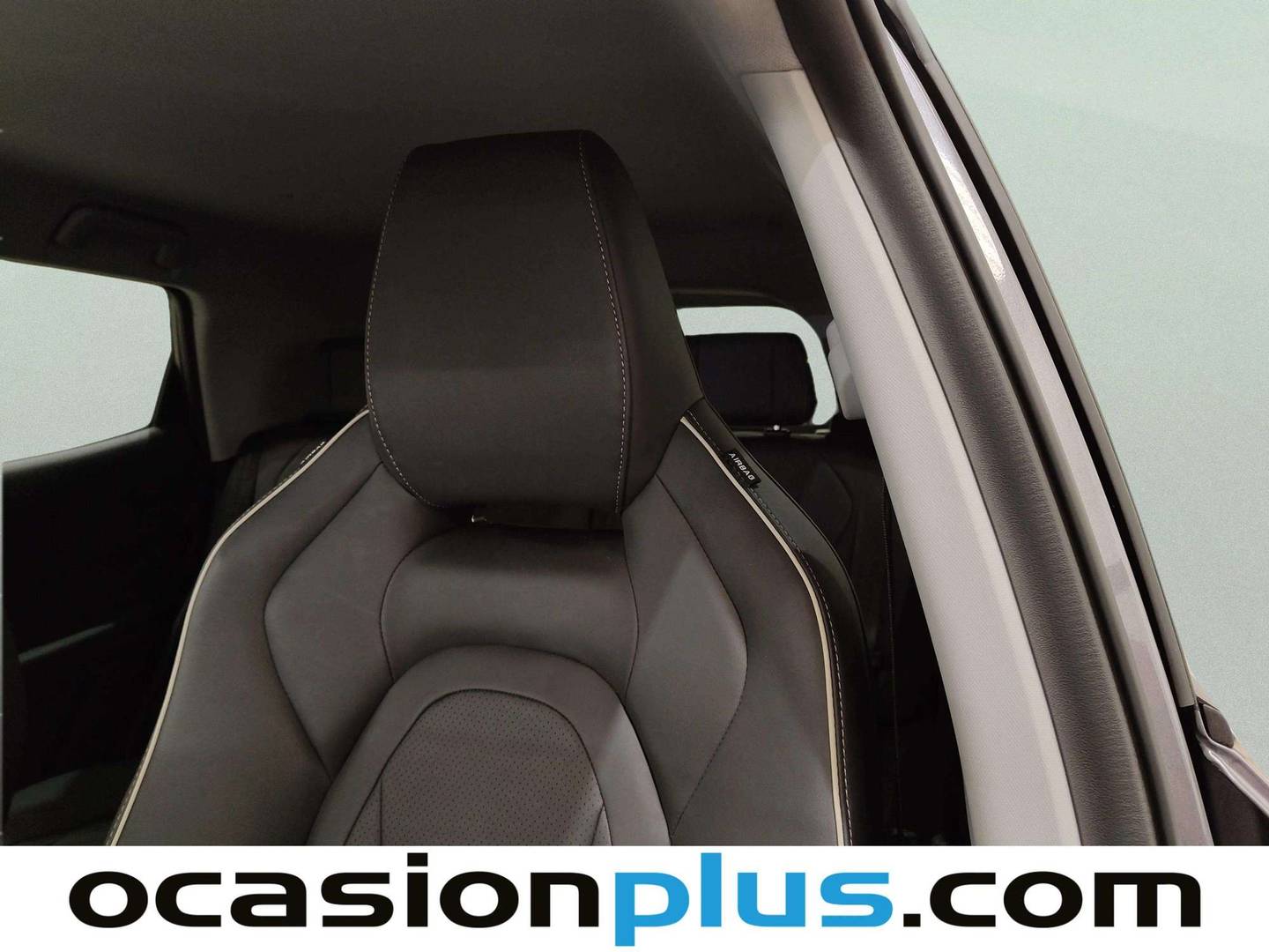 Extras y acabados del EBRO S400 EBRO S400 1.5 DHE HEV Excellence CVT (211 CV)