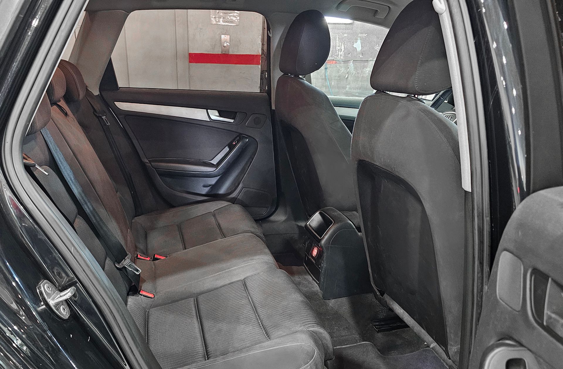 Audi A4 Avant 2.0 TDI multitronic - foto 14