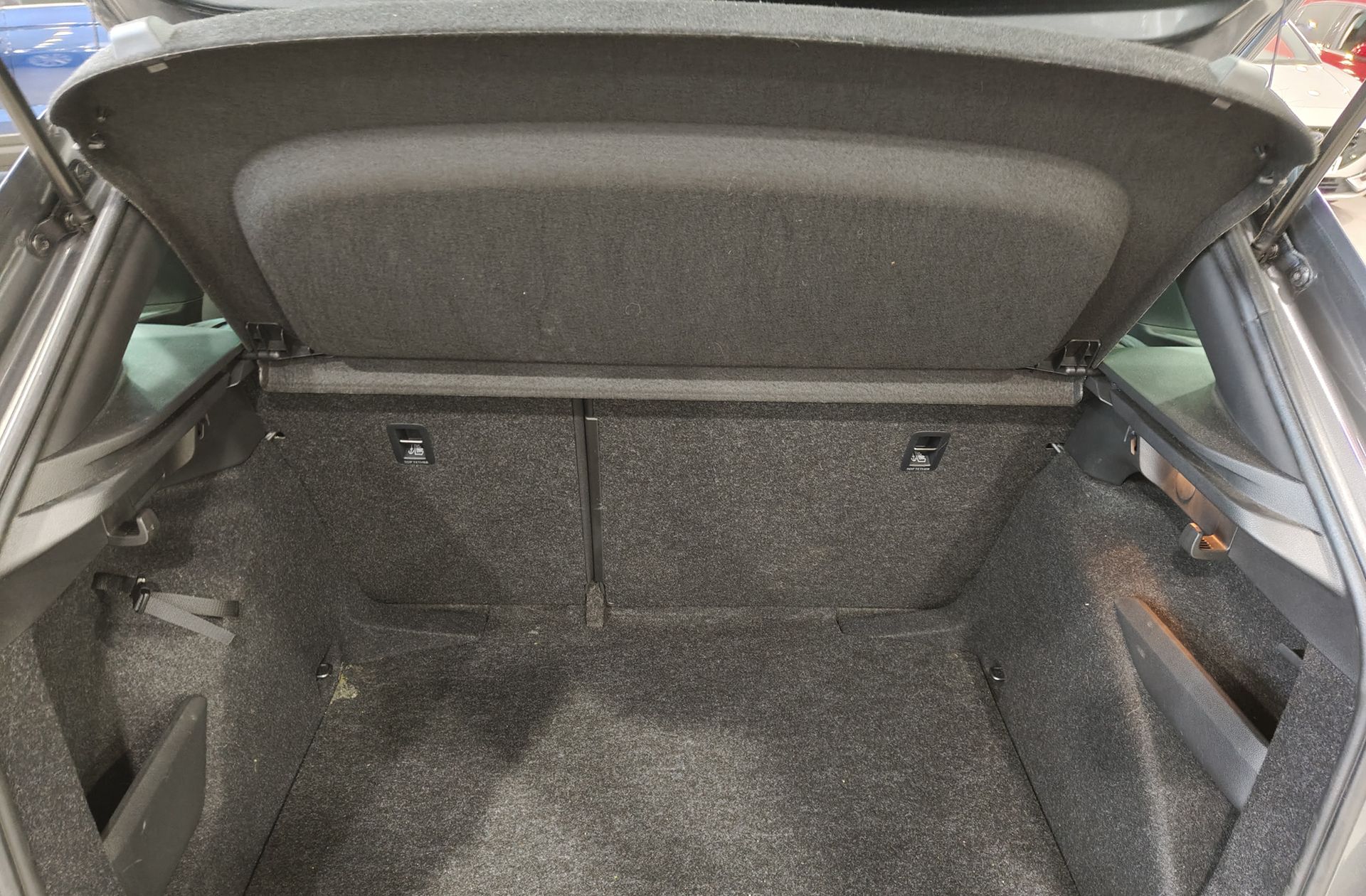 Škoda Kamiq 1.0 TSI Design DSG - foto 18