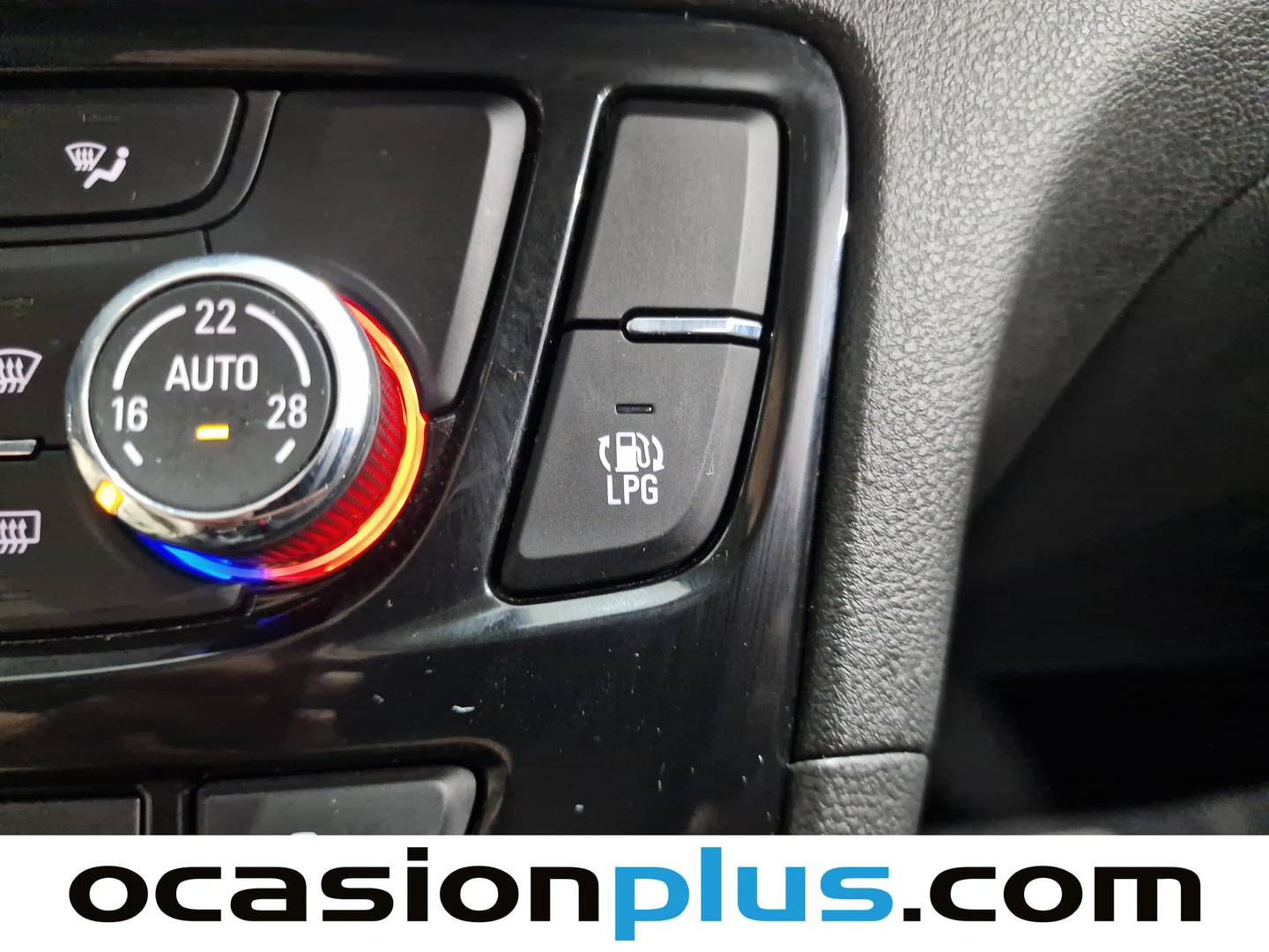 Extras y acabados del Opel Mokka X Opel Mokka X 1.4 Turbo GLP 120 Aniversario 4X2 (140 CV)