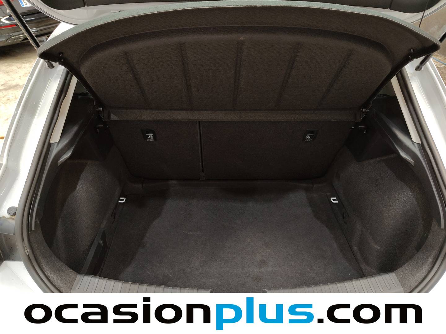 Fotos maletero Seat León Seat León 2.0 TDI S&S Style XL (116 CV)
