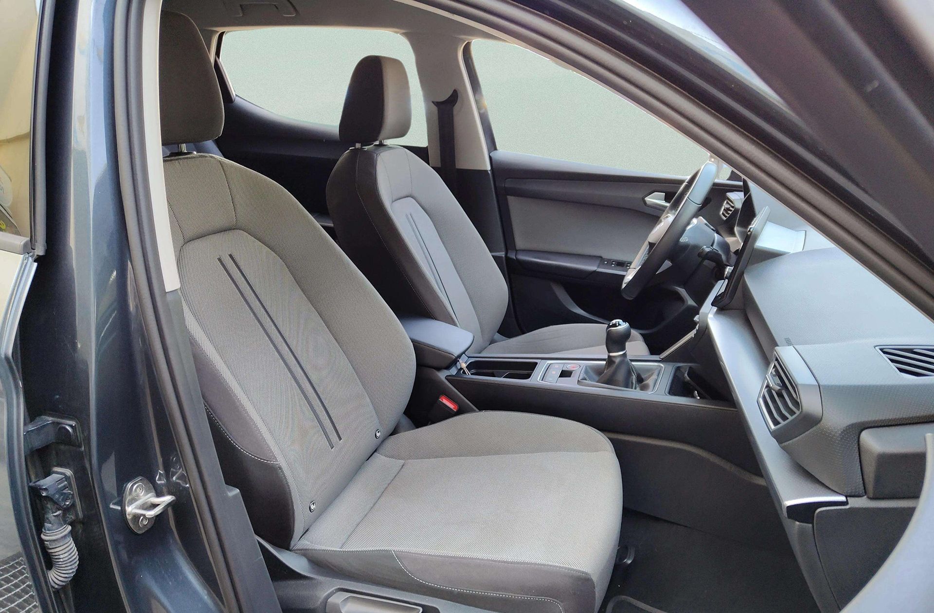 SEAT León 1.0 TSI Style 25 Aniversario - foto 19
