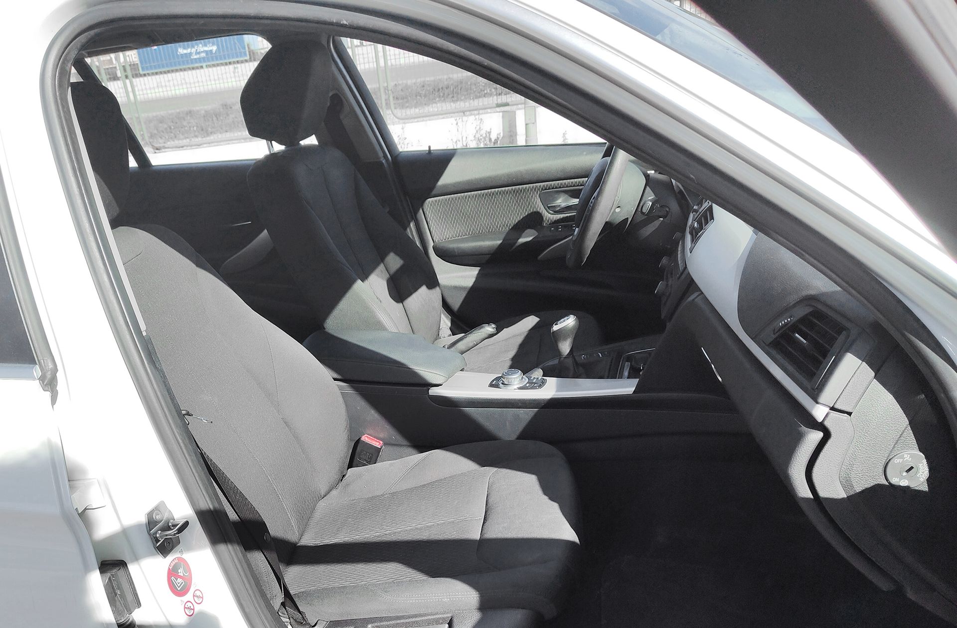 BMW Serie 3 318d Touring - foto 20