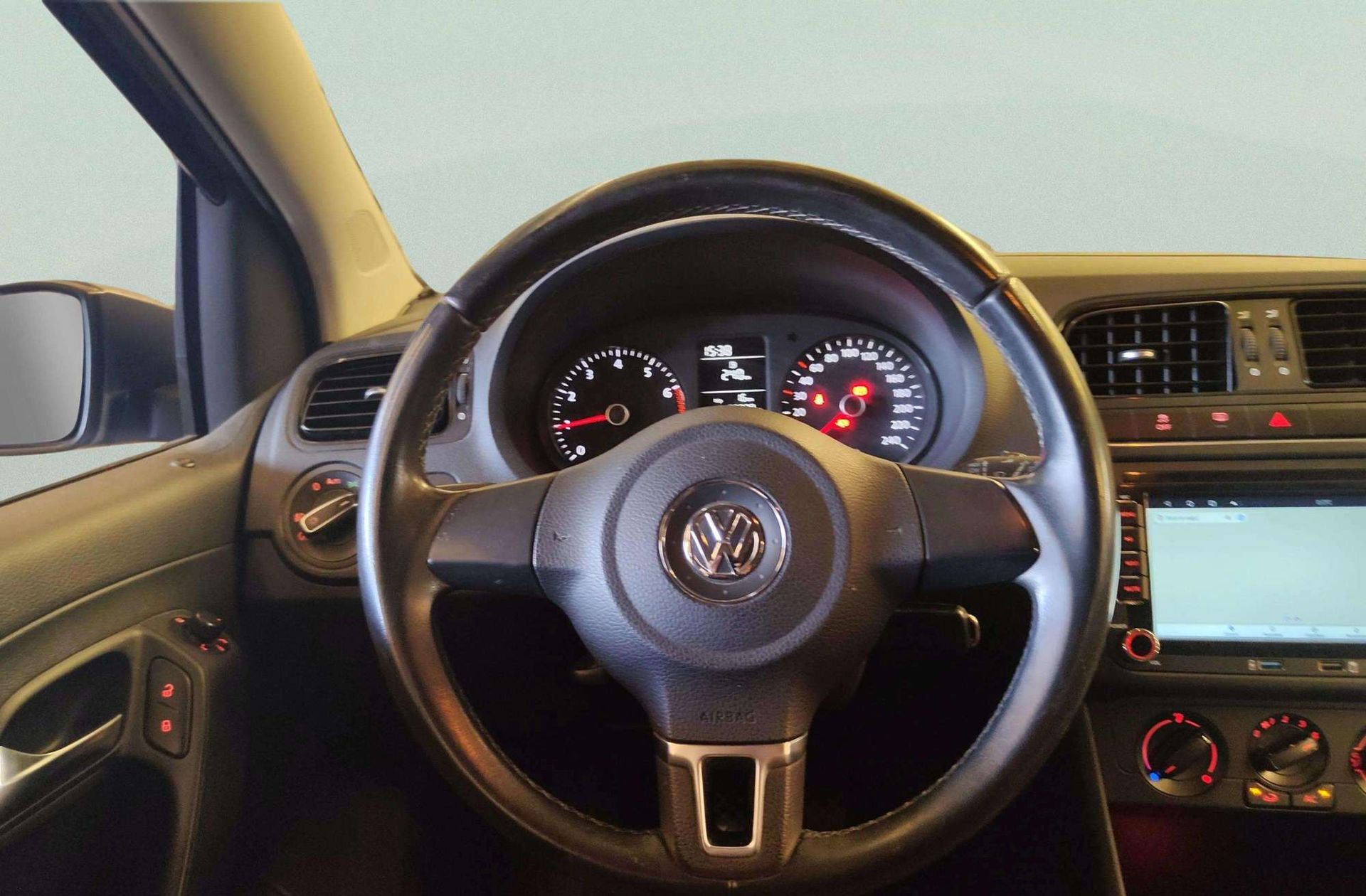 Volkswagen Polo Advance 1.2 BMT - foto 19