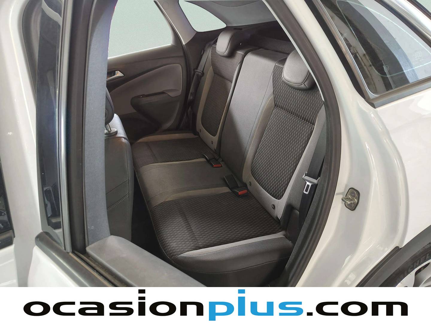 Foto asientos traseros Opel Crossland X Opel Crossland X 1.6 Turbo S&S Excellence (120 CV)