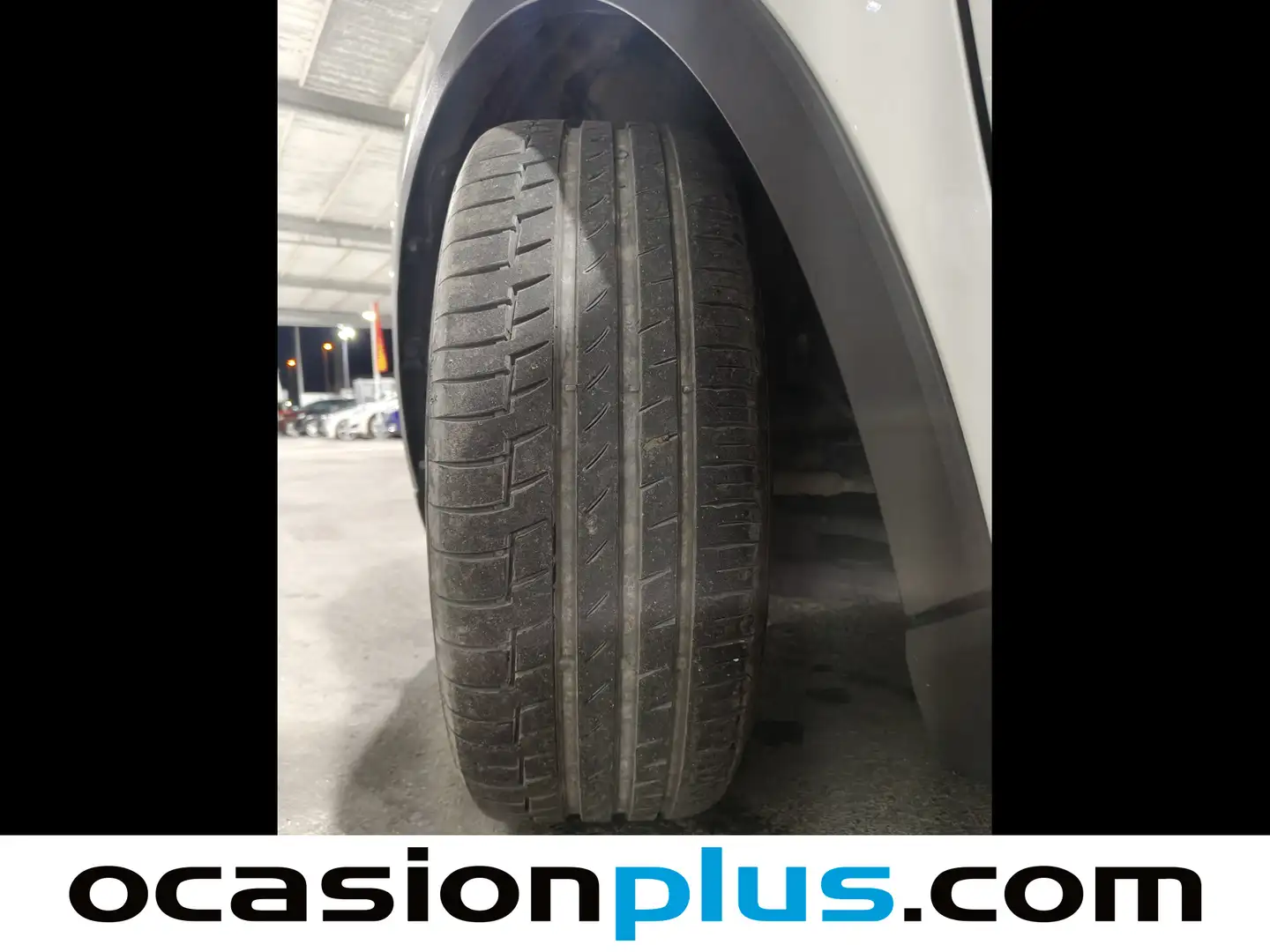 Foto Toyota C-HR Toyota C-HR 1.8 125H Advance (122 CV)