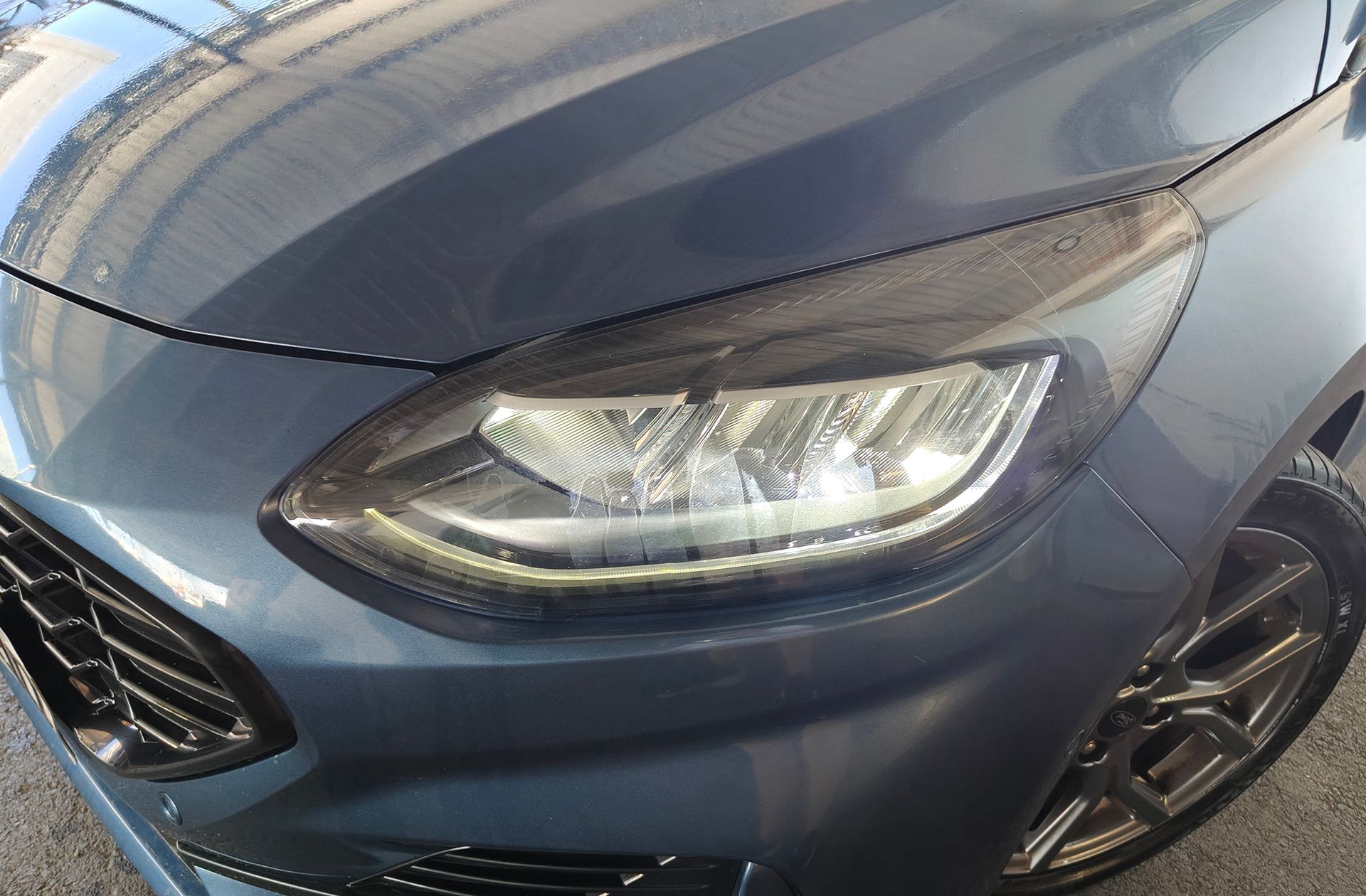 Ford Fiesta 1.0 EcoBoost MHEV ST-Line - foto 14