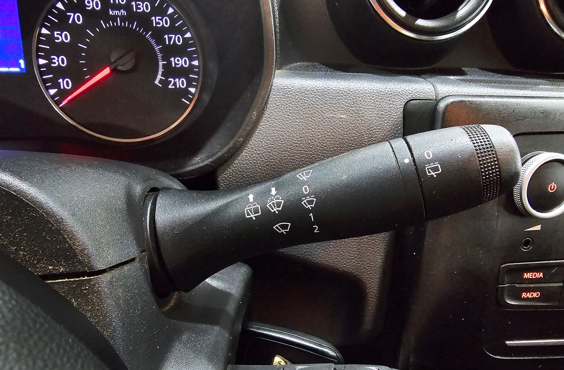 Dacia Duster Essential TCe - foto 22