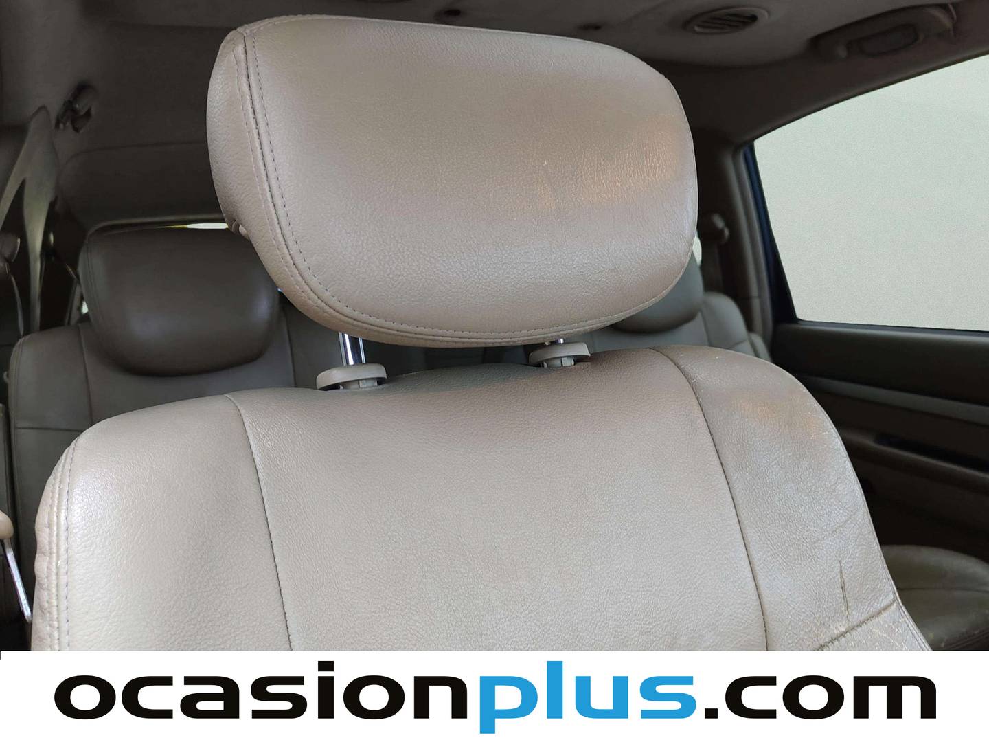 Equipamiento del SsangYong Rodius SsangYong Rodius 270 Xdi Limited (165 CV) 7 plazas