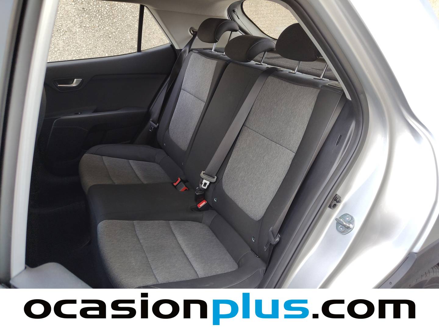 Foto asientos traseros KIA Stonic KIA Stonic 1.2 DPi Drive (79 CV)