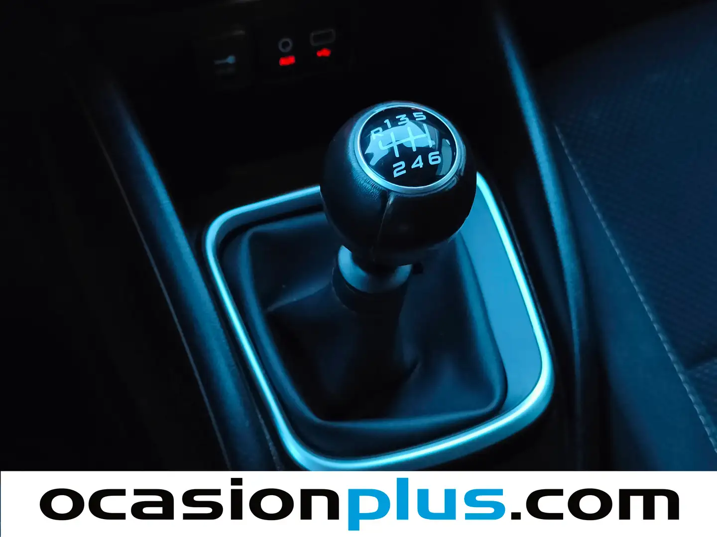 Foto Fiat Tipo Fiat Tipo 1.4 T-Jet Gasolina/GLP Lounge (120 CV)