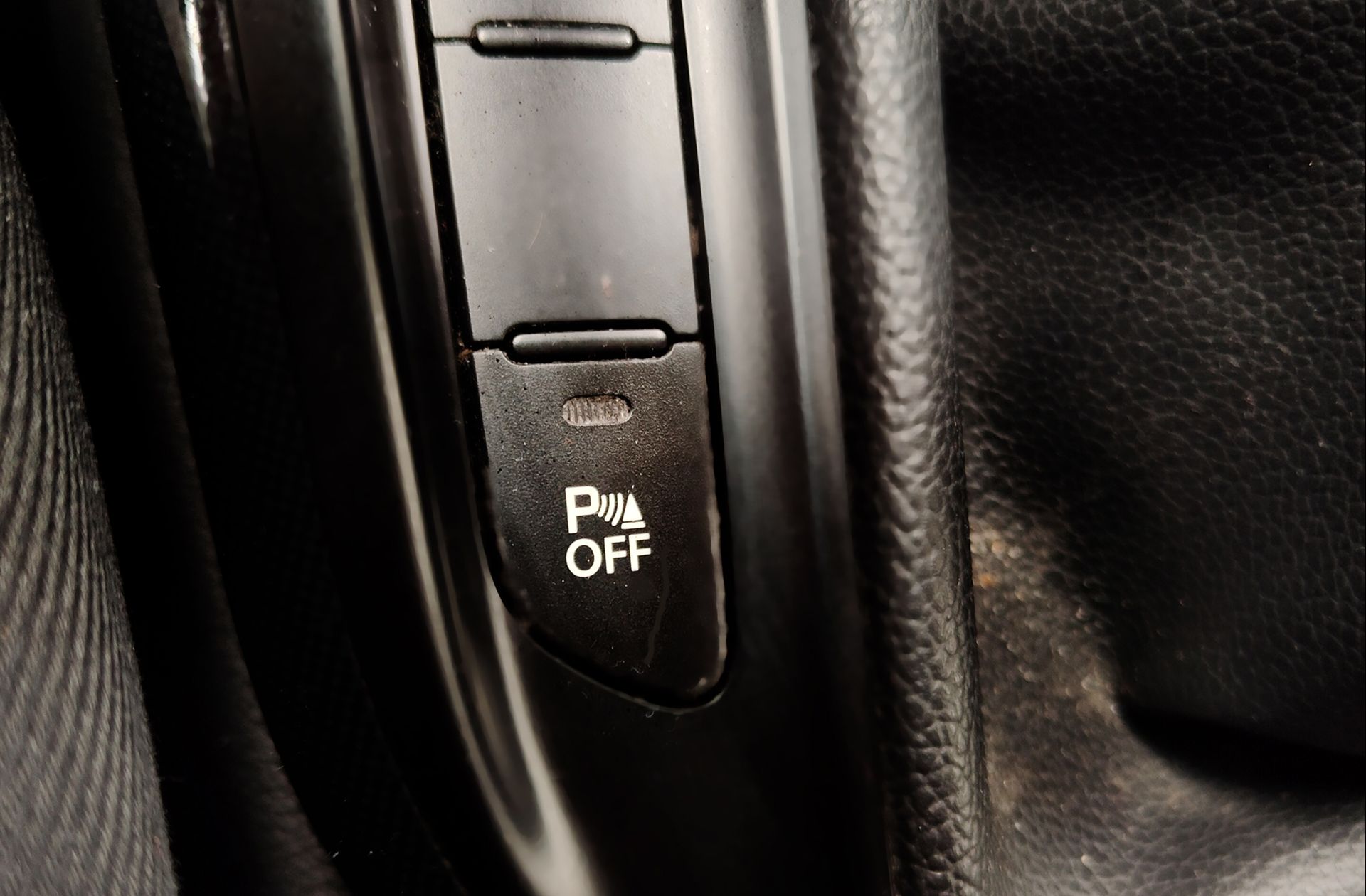 Kia Carens 1.6 GDi Uefa Euro 2016 Eco-Dynamics - foto 9