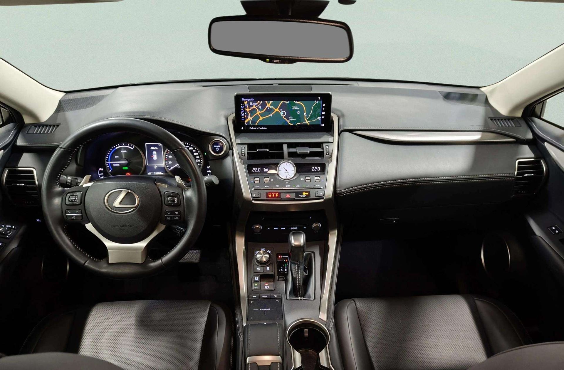 Lexus NX 300h Executive 4WD - foto 8