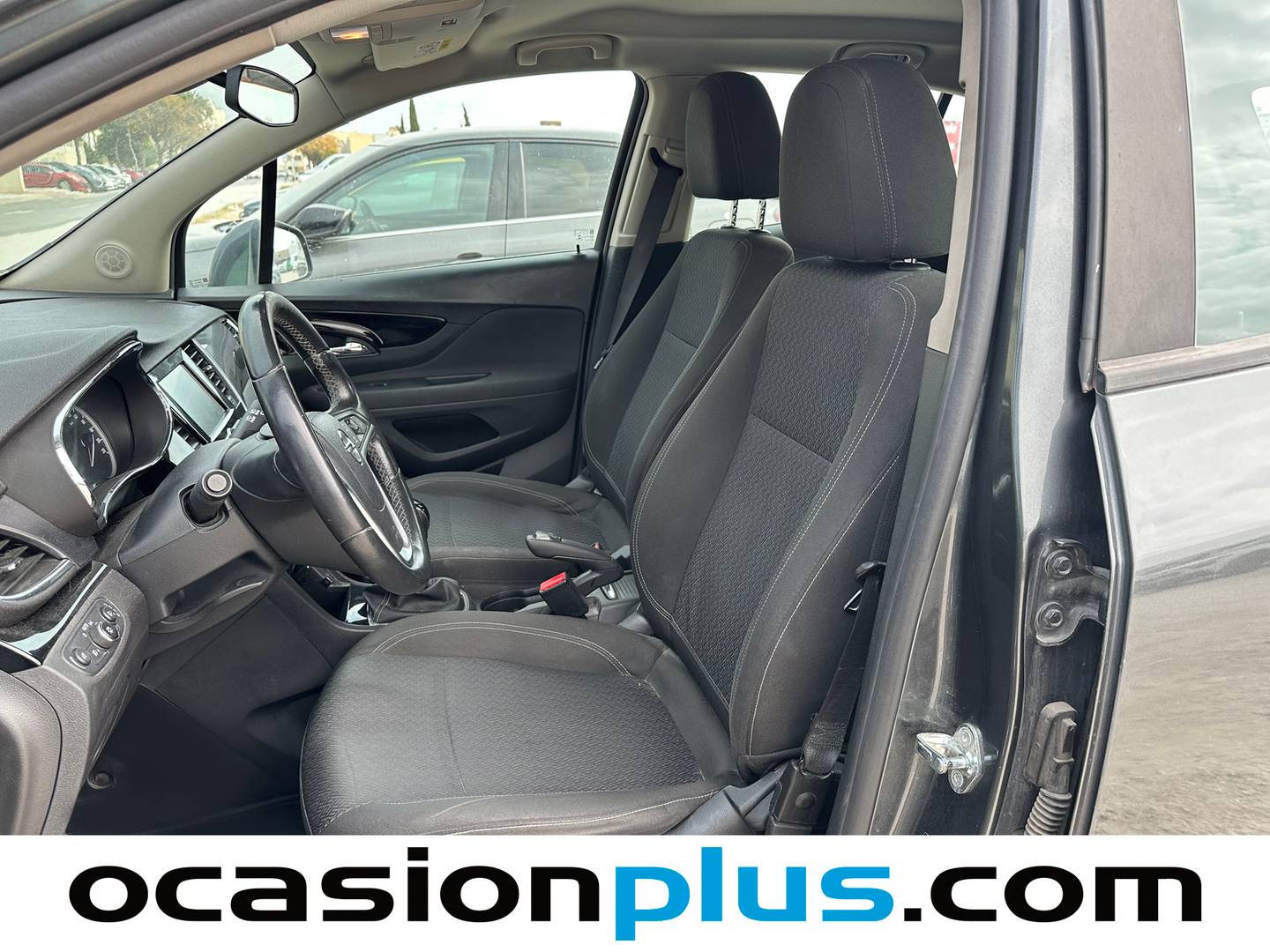 Foto asientos delanteros Opel Mokka X Opel Mokka X 1.4 T S&S Selective 4x2 (140 CV)