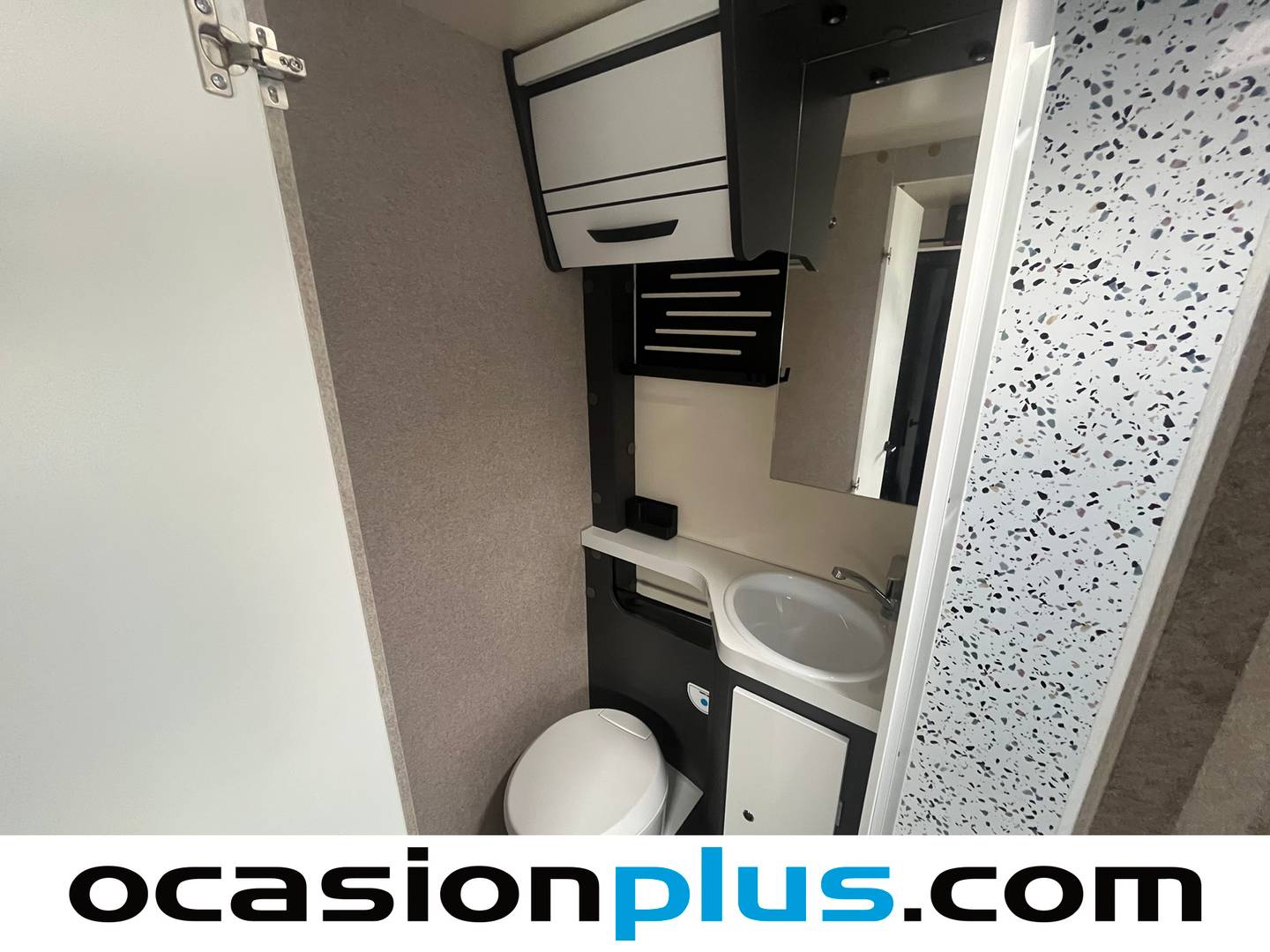 Foto McLouis Glamys McLouis Glamys 320 (165 CV)