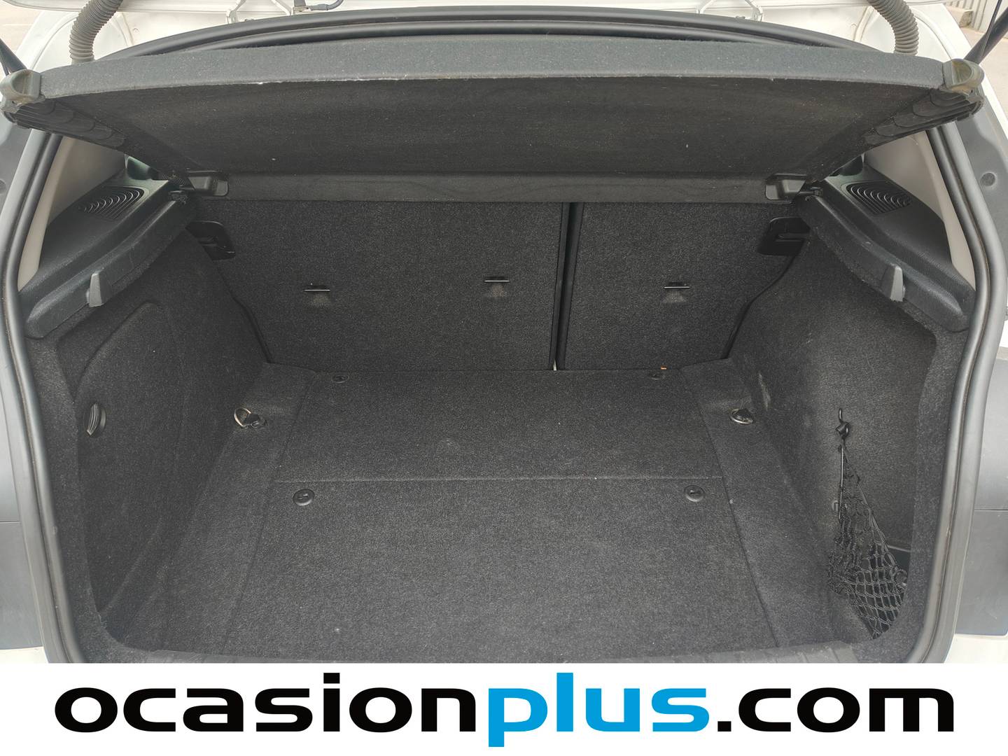 Fotos maletero BMW Serie 1 BMW Serie 1 118d (150 CV) Pack M