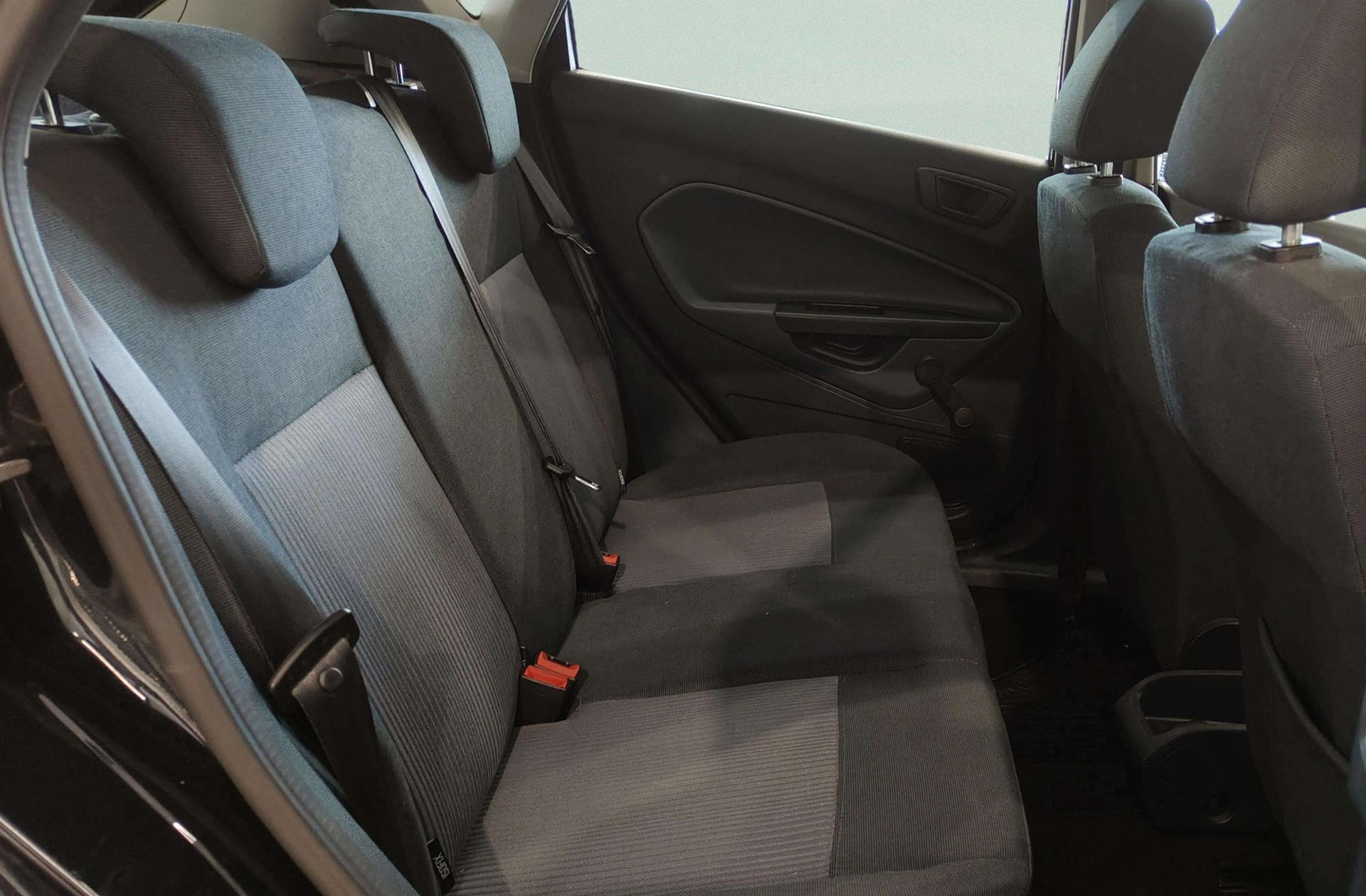 Ford Fiesta 1.4 TDCi Trend - foto 13