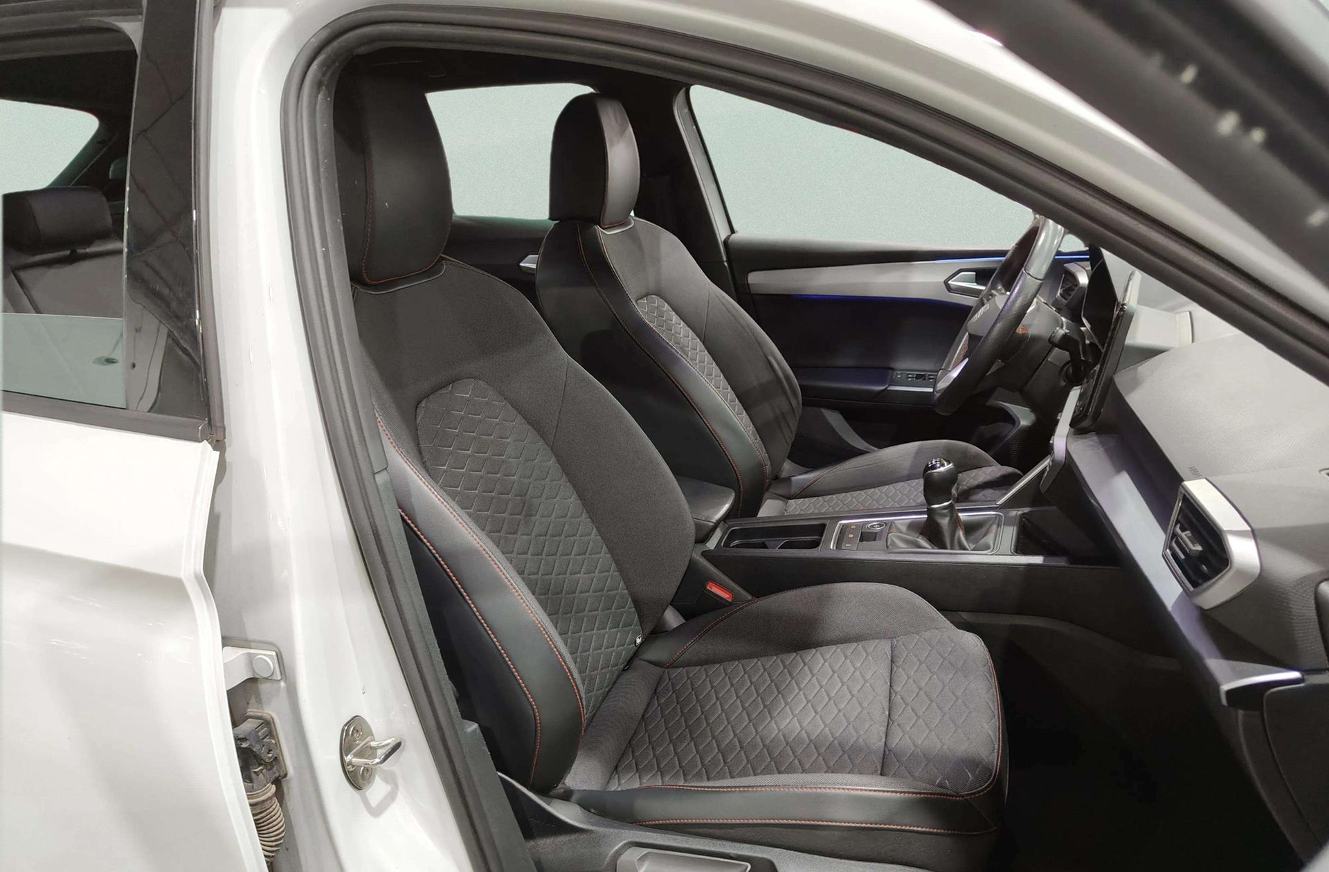 SEAT León 1.0 TSI FR 25 Aniversario - foto 21