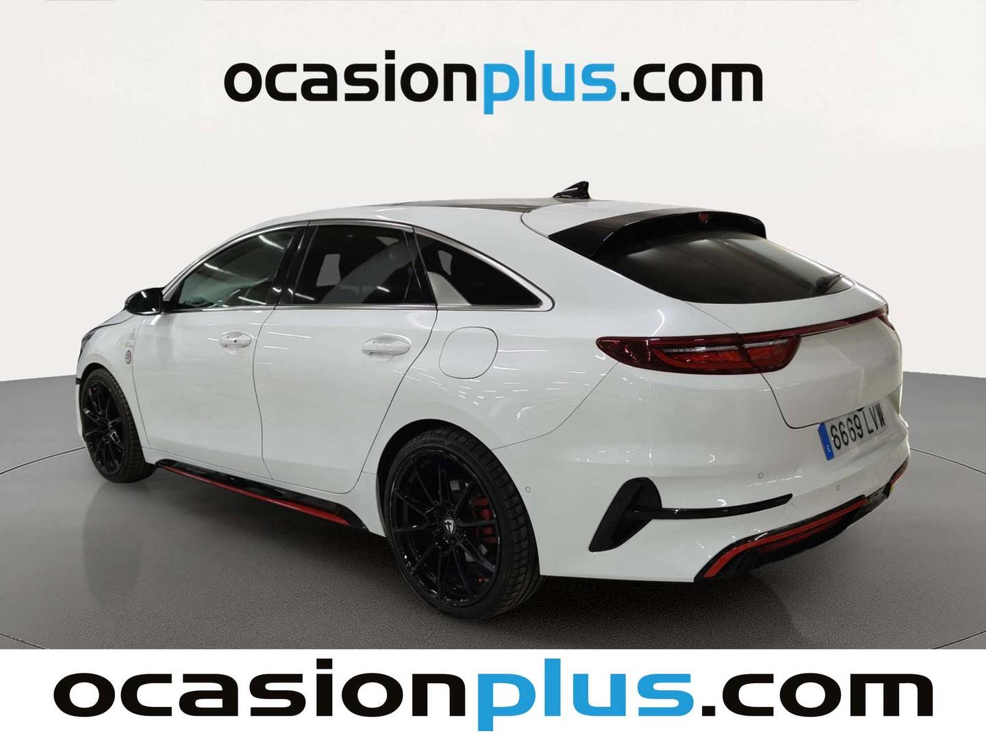 Foto trasera KIA ProCeed KIA ProCeed 1.6 T-GDI GT DCT (204 CV) derecha