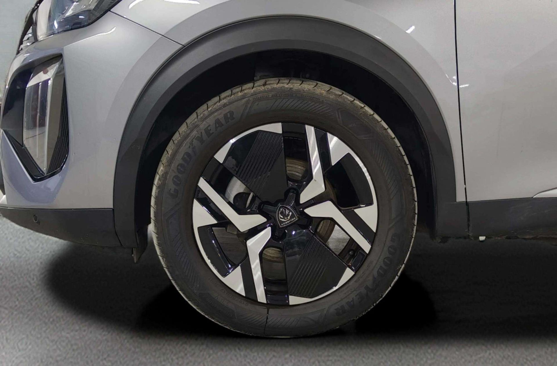 Peugeot 2008 PureTech 100 Allure - foto 41