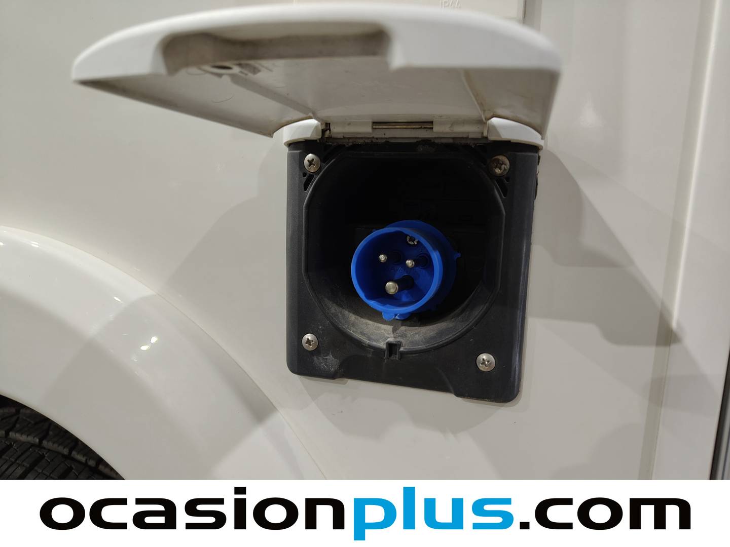 Foto Benimar Benivan Benimar Benivan Tessoro 481 (170 cv)