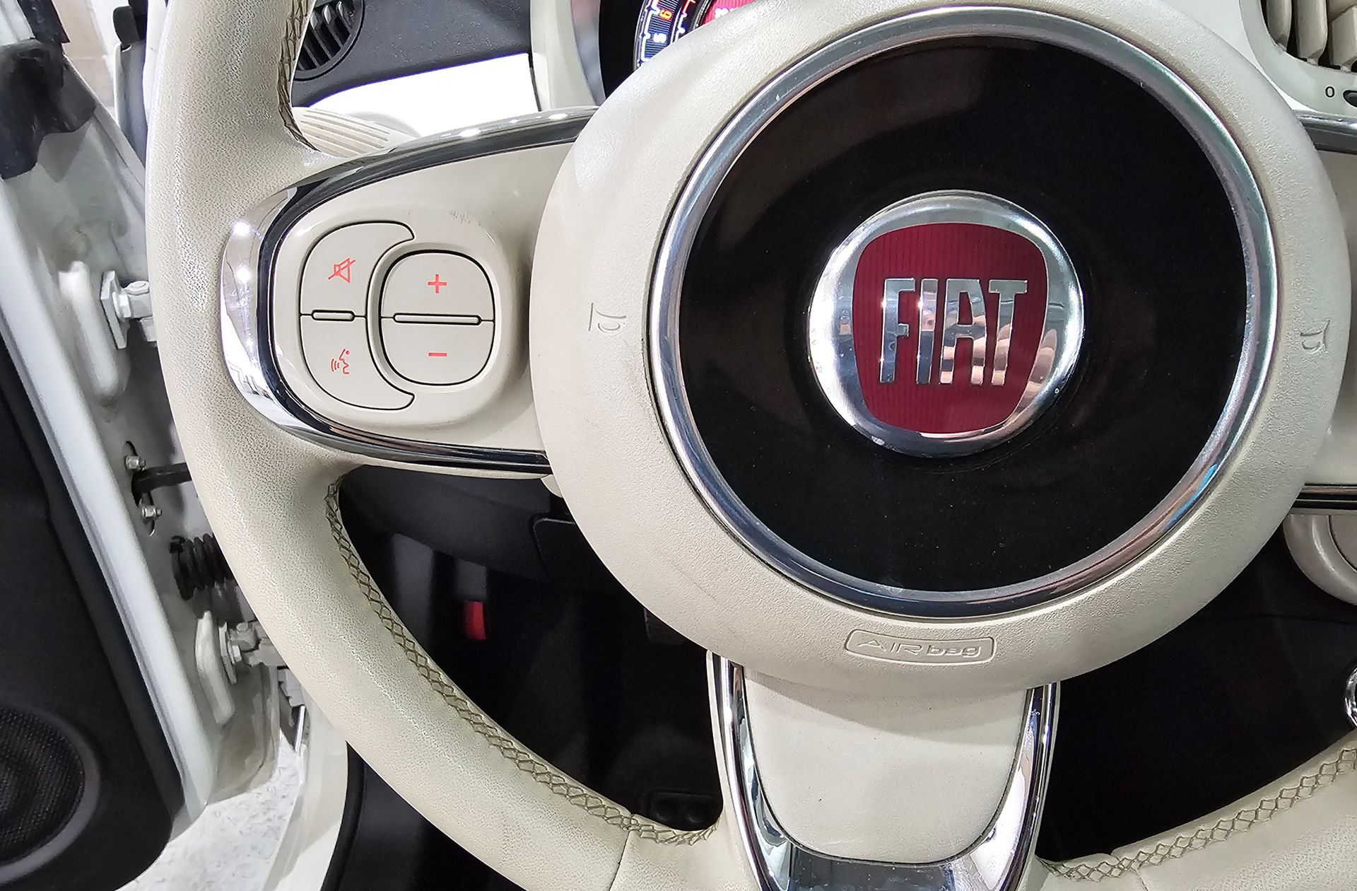 Fiat 500 1.0 Hybrid Dolcevita - foto 24