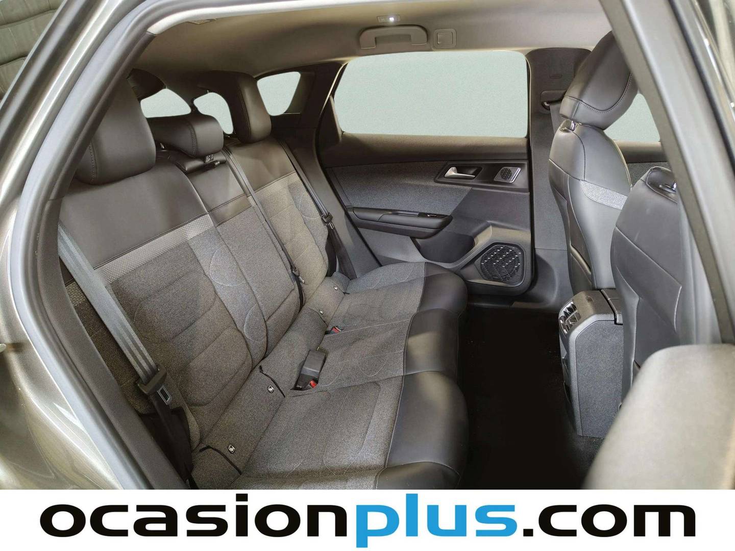 Foto Citroën C5 X Citroen C5 X PureTech 130 S&S Feel Pack EAT8 (130 CV)