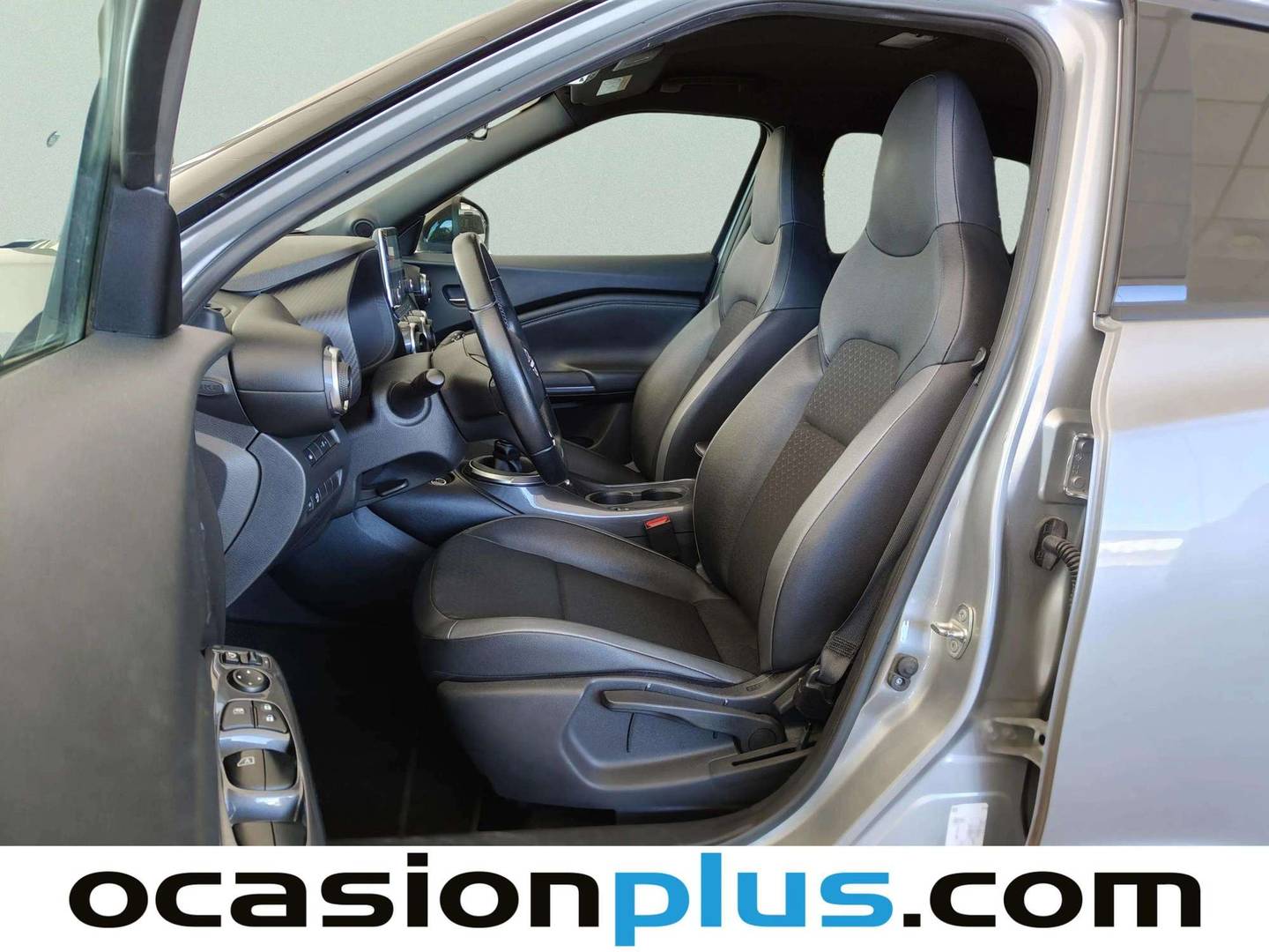 Foto asientos delanteros Nissan JUKE Nissan Juke DIG-T N-Connecta 4x2 (114 CV)