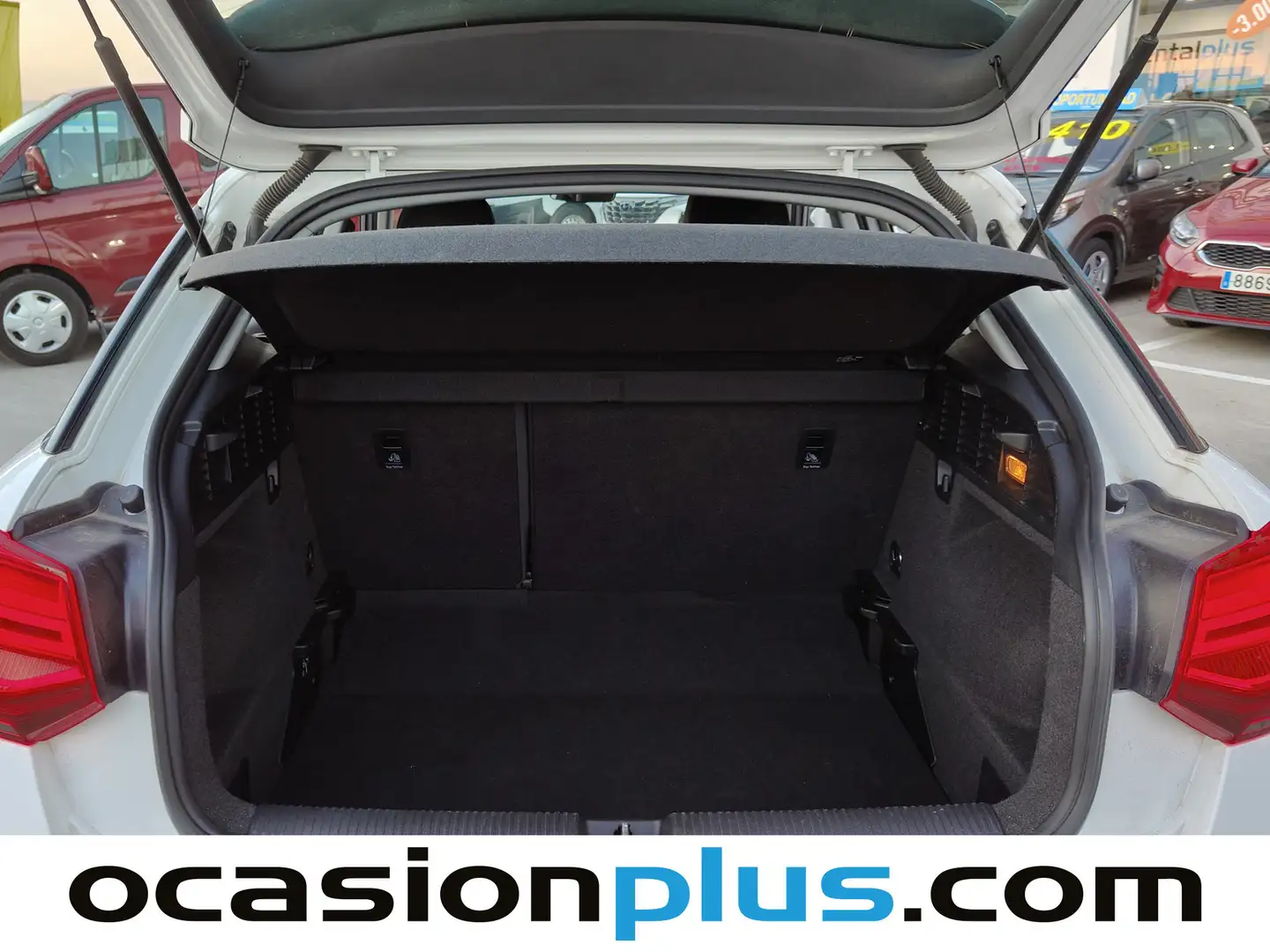 Foto Audi Q2 Audi Q2 Advanced 30 TDI (116 CV)