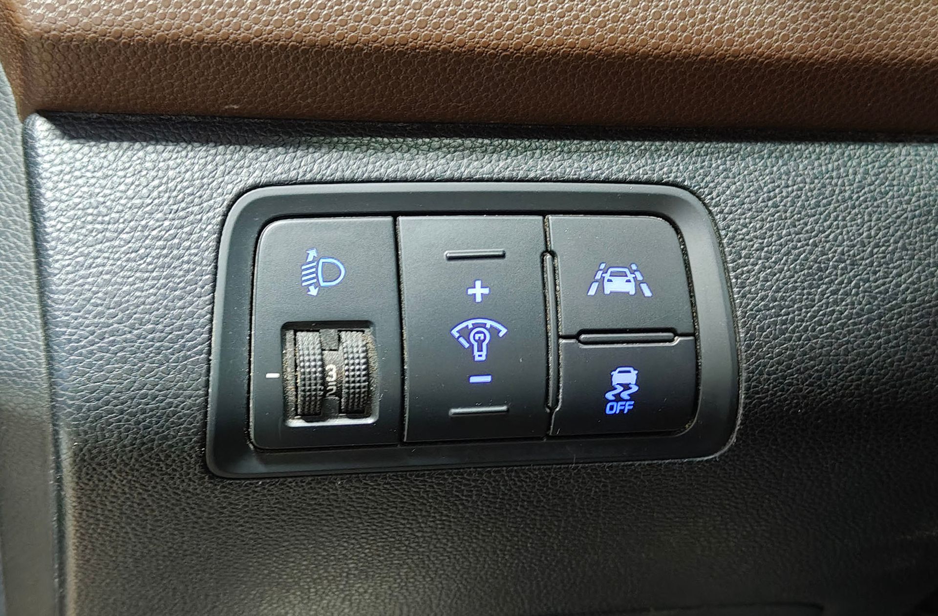 Hyundai i20 1.4 MPI Klass - foto 27